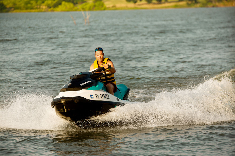 Here at Wildridge, you have a backyard of adventure along the shore of Lake Lewisvlile.